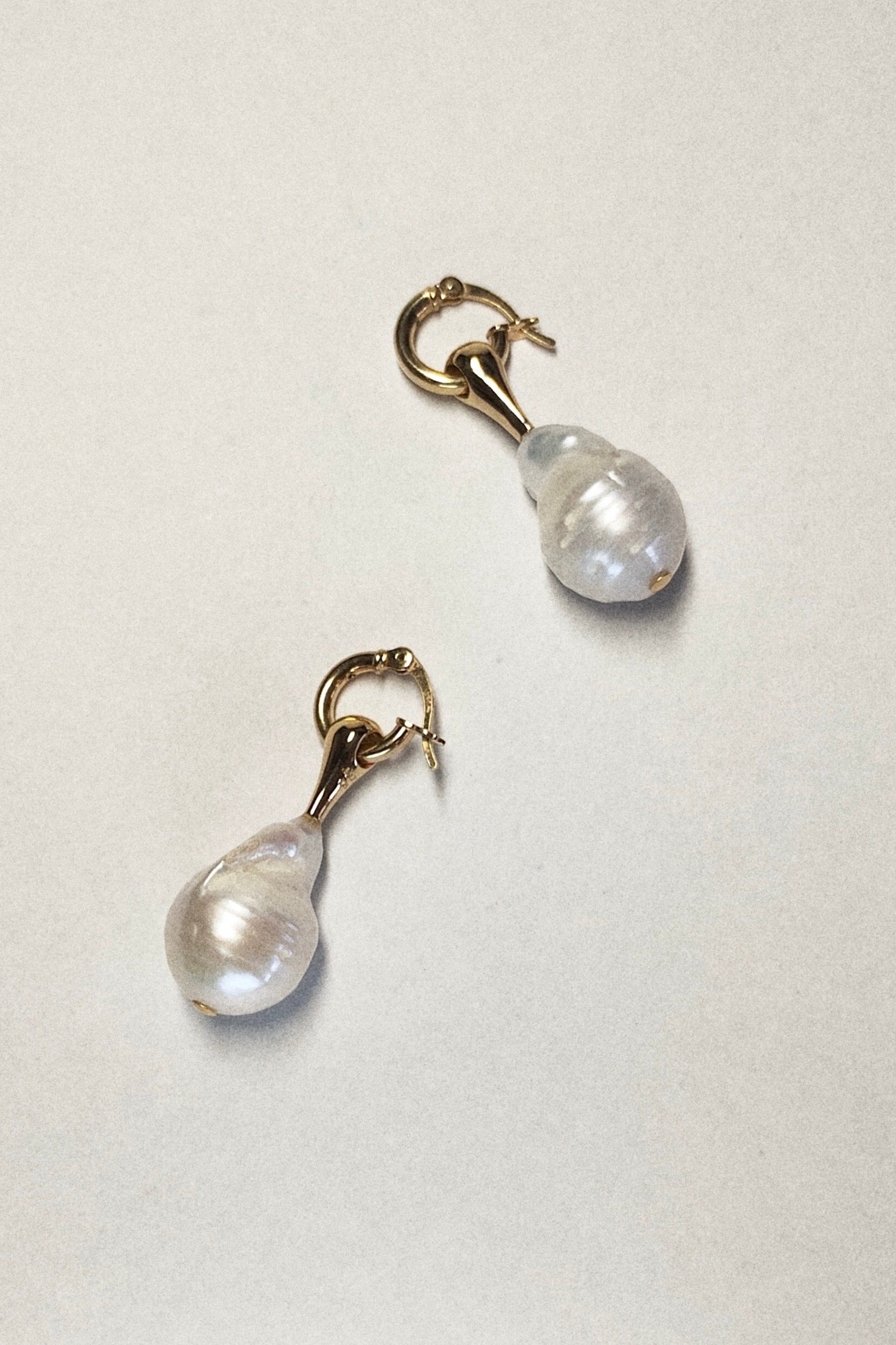 Billow pearl pierce GD