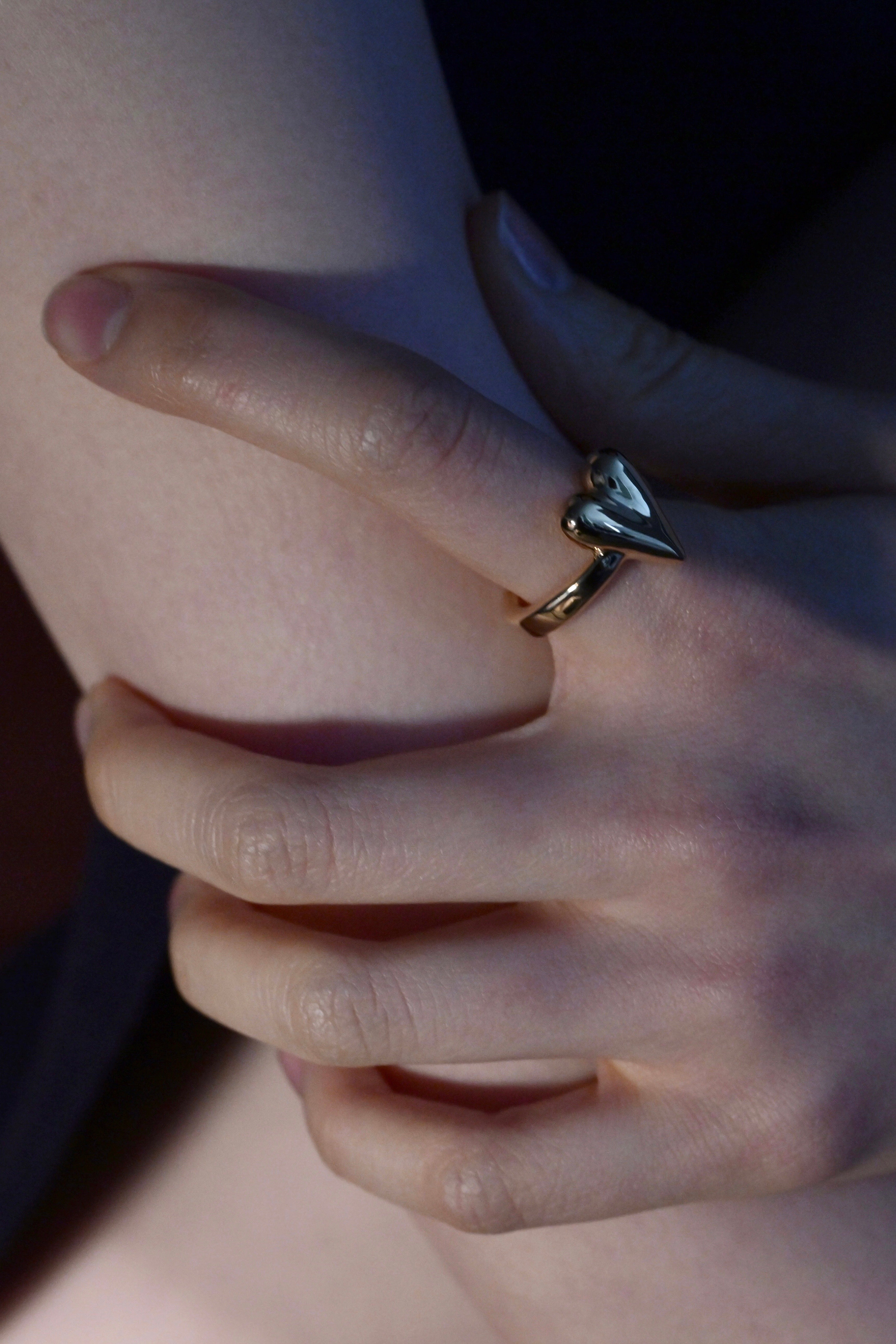 R.heart ring