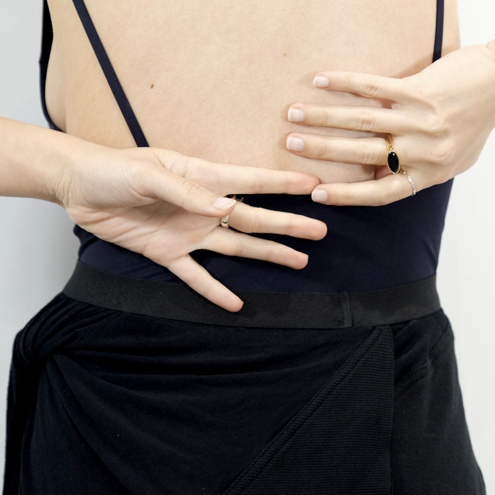 square at stone ring / onyx
