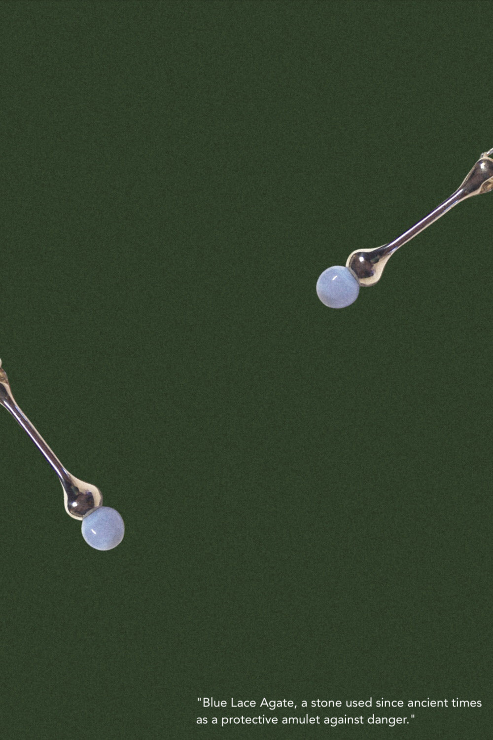 U.undulation long NC : Bluelaceagate