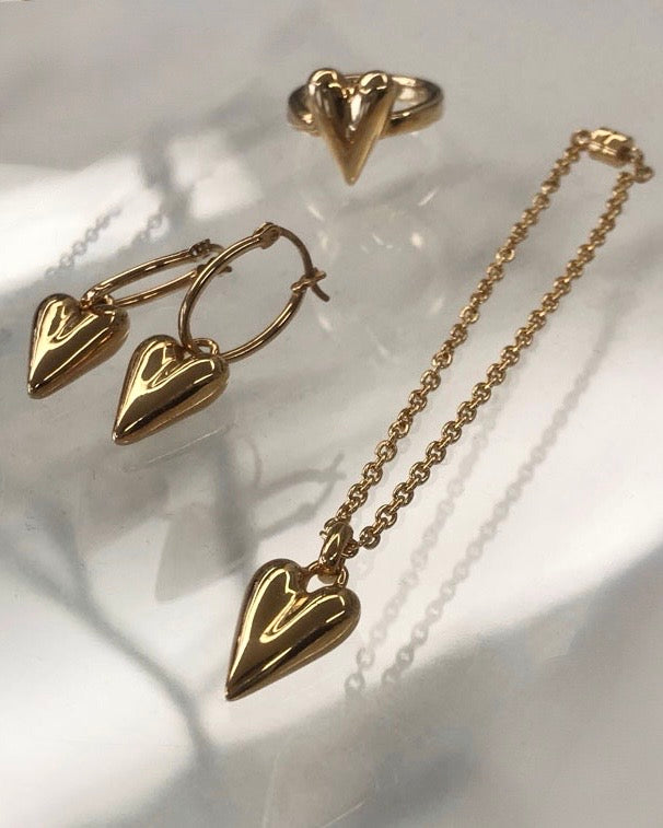 R.heart ring