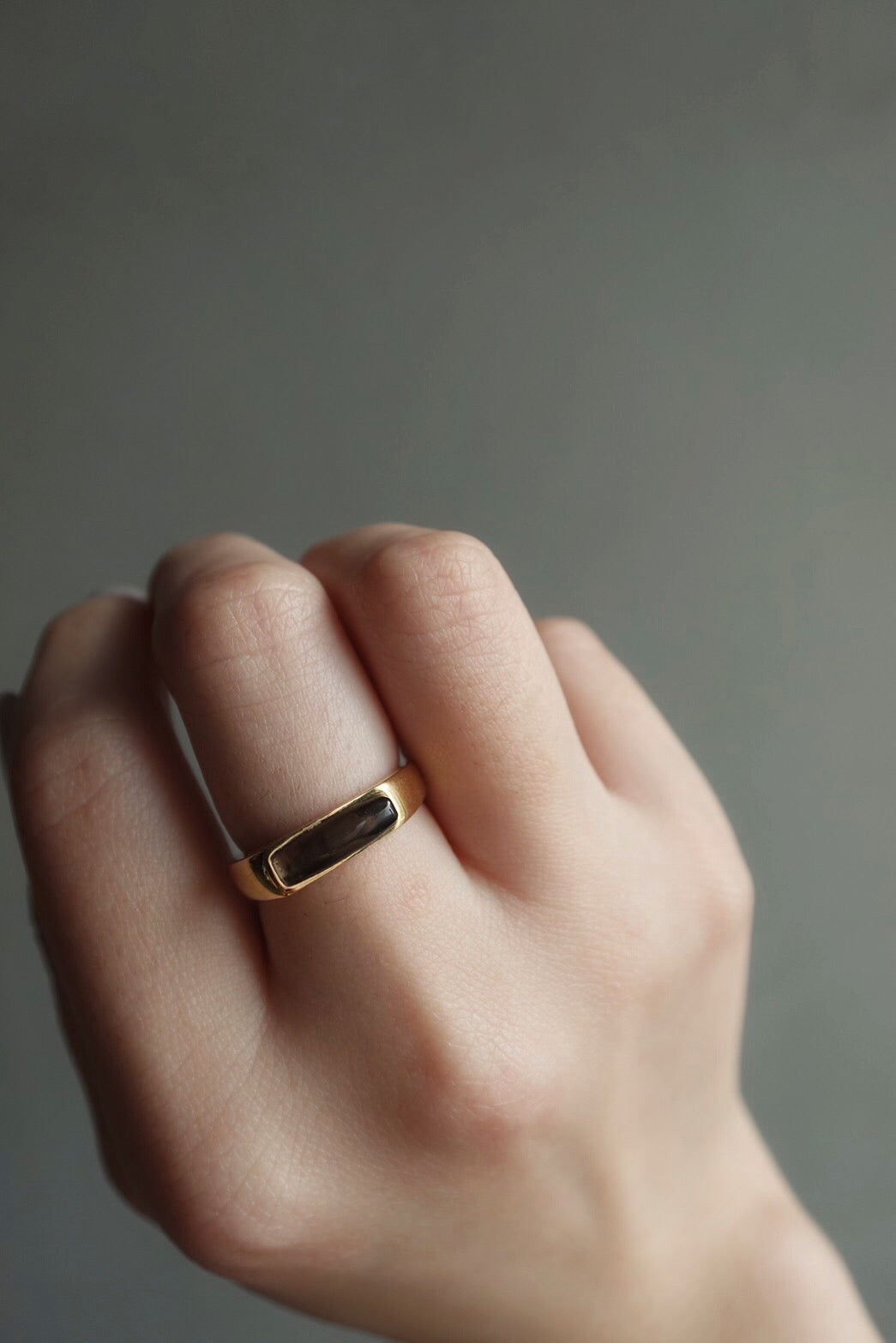 oblique : smokyquartz