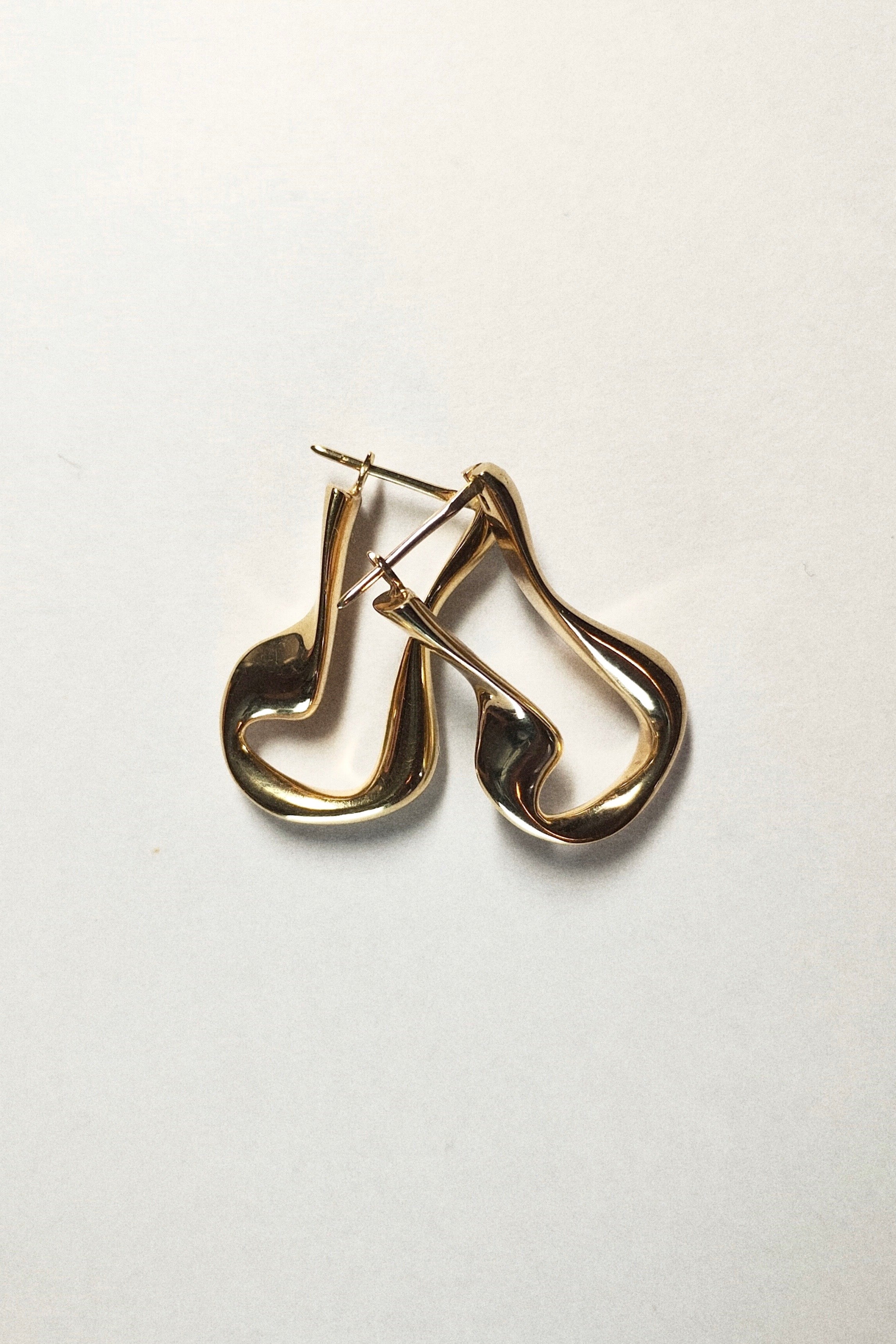 Billow pierce GD