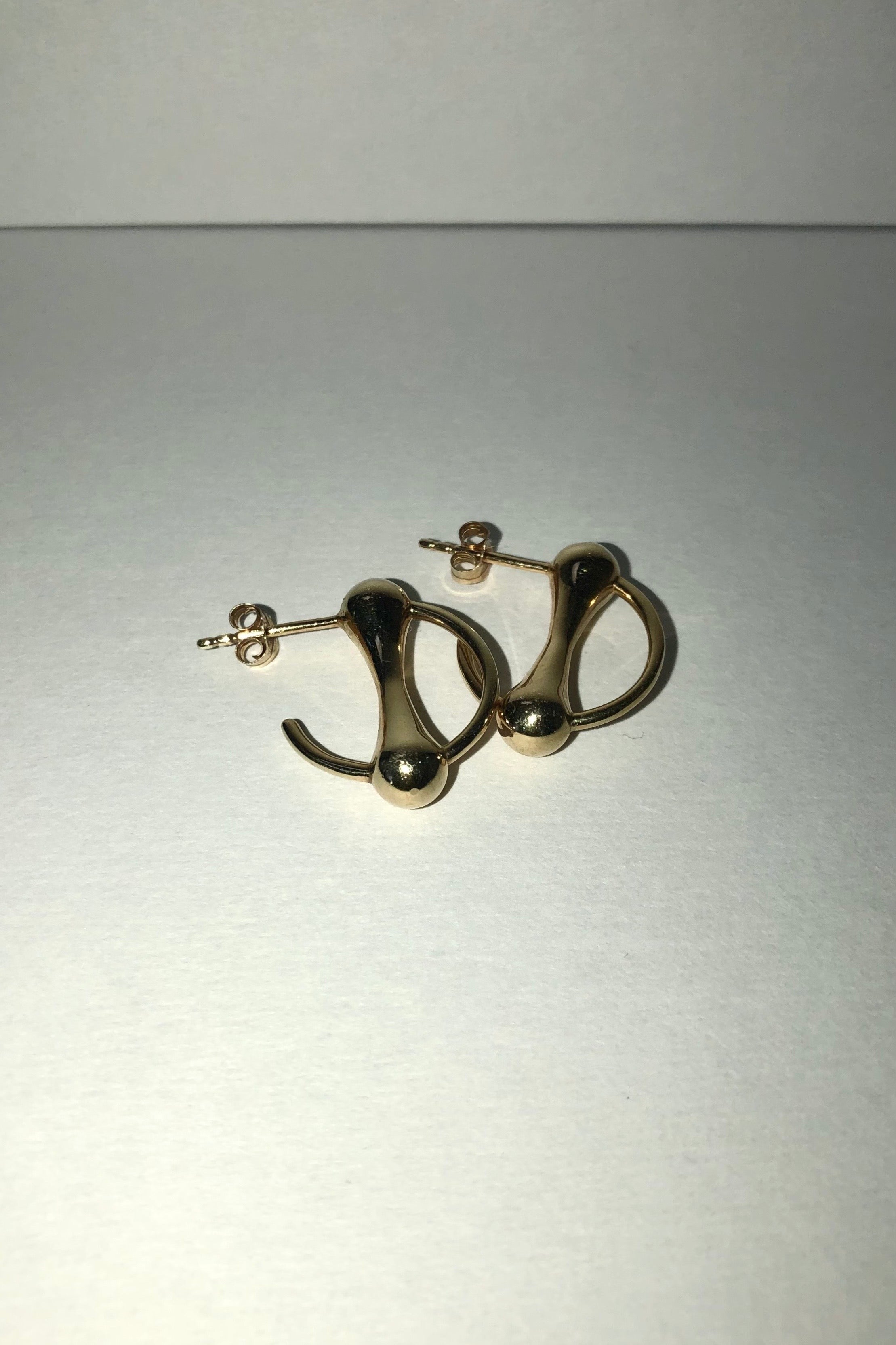 Horizontal pierce GD