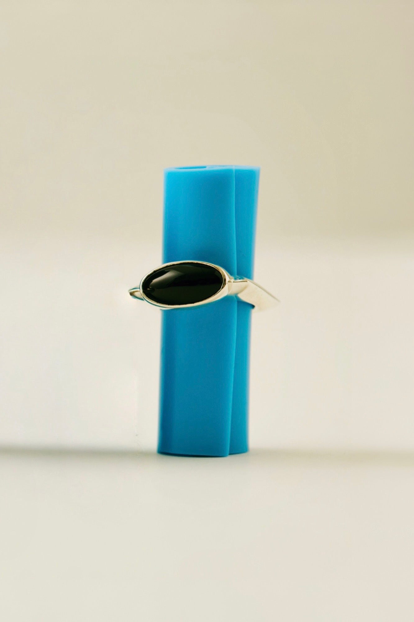 square at stone ring : onyx