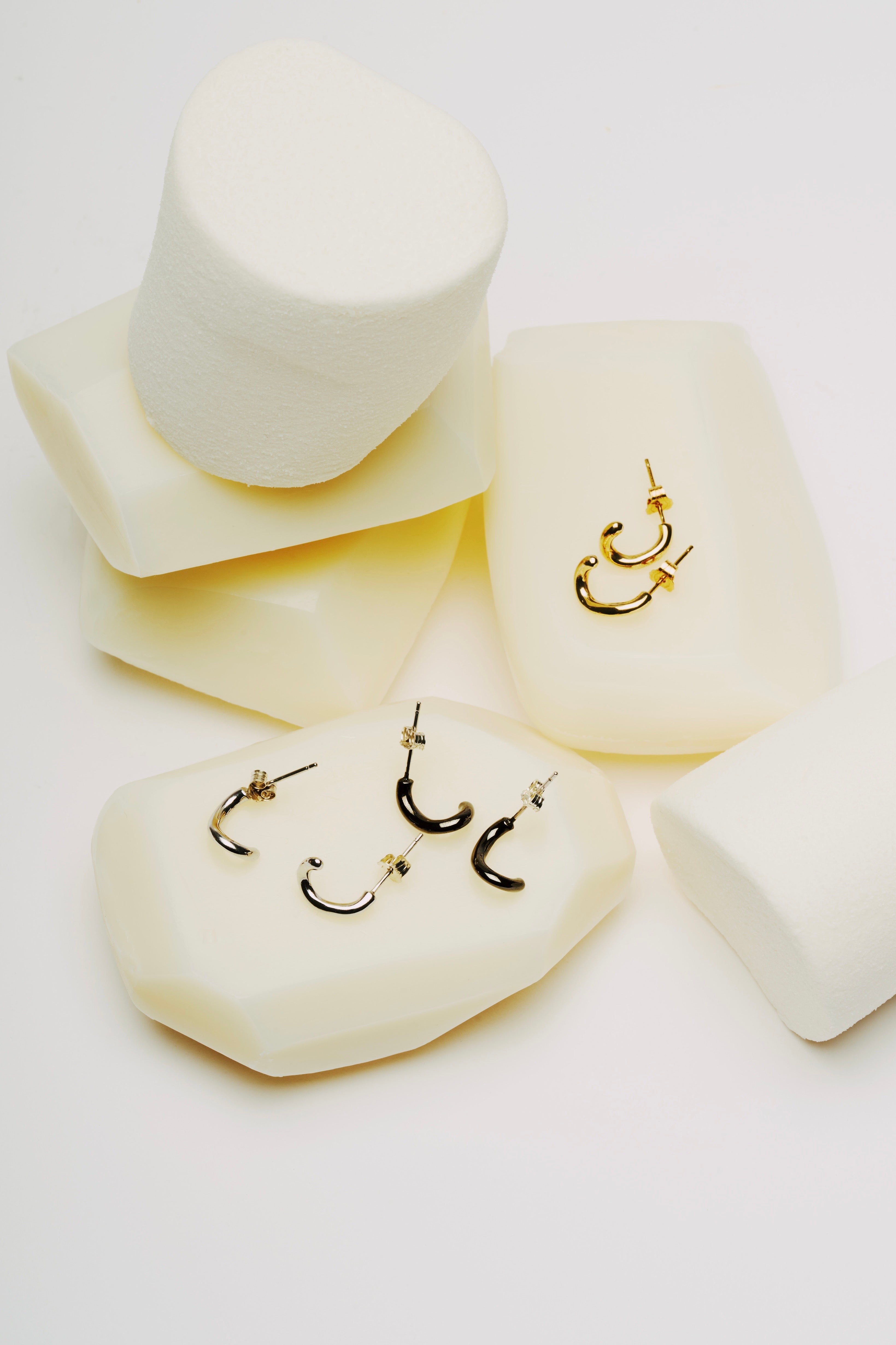 undulation pierce